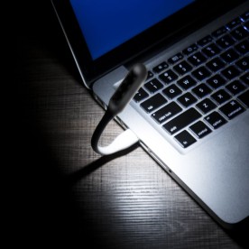 Luminária Flexível com USB Personalizada