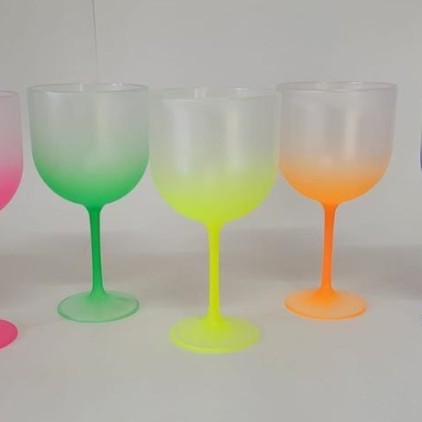 Taça acrílica degradê Gin  580ml Personalizado