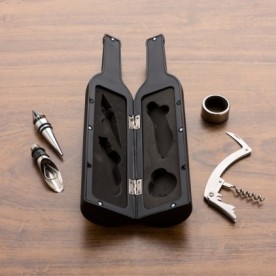 Kit Vinho 4 Peças em Formato Garrafa Personalizado