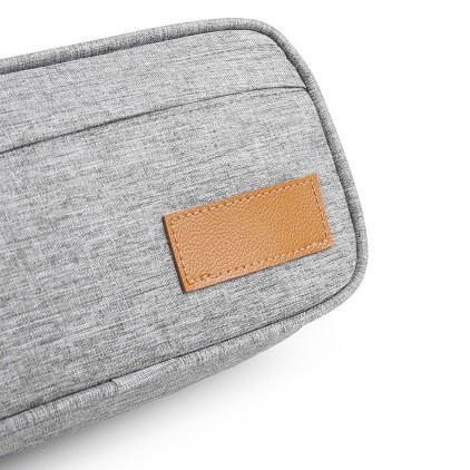 Nécessaire de Poliéster com Detalhes em Couro