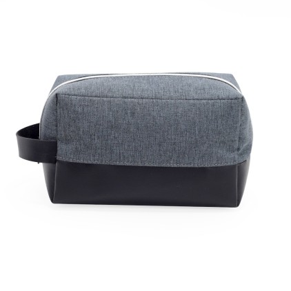 Nécessaire em Nylon com Detalhes em Couro Personalizada