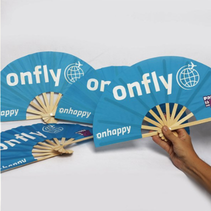 Leque de Madeira e Tecido Personalizado