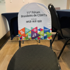 Capa para Cadeira de Eventos em Tecido Personalizada 