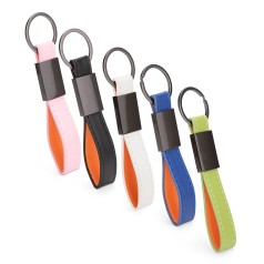 Chaveiro de Metal com Couro Sintético Personalizado
